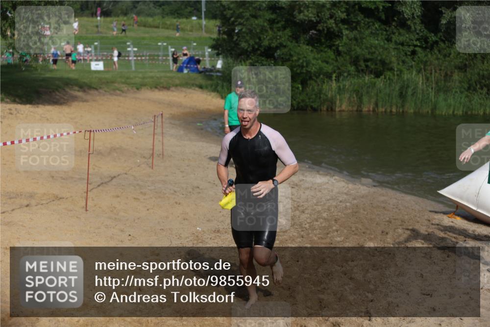 21.06.2026 - 29. Vierlanden-Triathlon Andreas Tolksdorf http://msf.ph/oto/9855945 21.06.2026 08:54:00 Schwimmen 146, 176, 190 meine-sportfotos.de