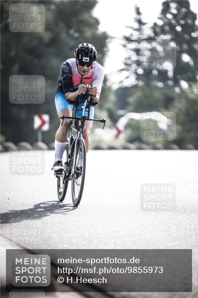 21.06.2026 - 29. Vierlanden-Triathlon H.Heesch http://msf.ph/oto/9855973 21.06.2026 08:57:25 Radfahren 186 meine-sportfotos.de