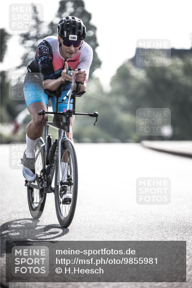 21.06.2026 - 29. Vierlanden-Triathlon H.Heesch http://msf.ph/oto/9855981 21.06.2026 08:57:25 Radfahren 186 meine-sportfotos.de