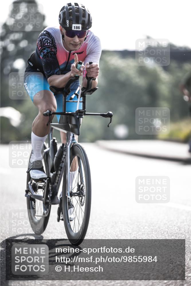 21.06.2026 - 29. Vierlanden-Triathlon H.Heesch http://msf.ph/oto/9855984 21.06.2026 08:57:25 Radfahren 186 meine-sportfotos.de