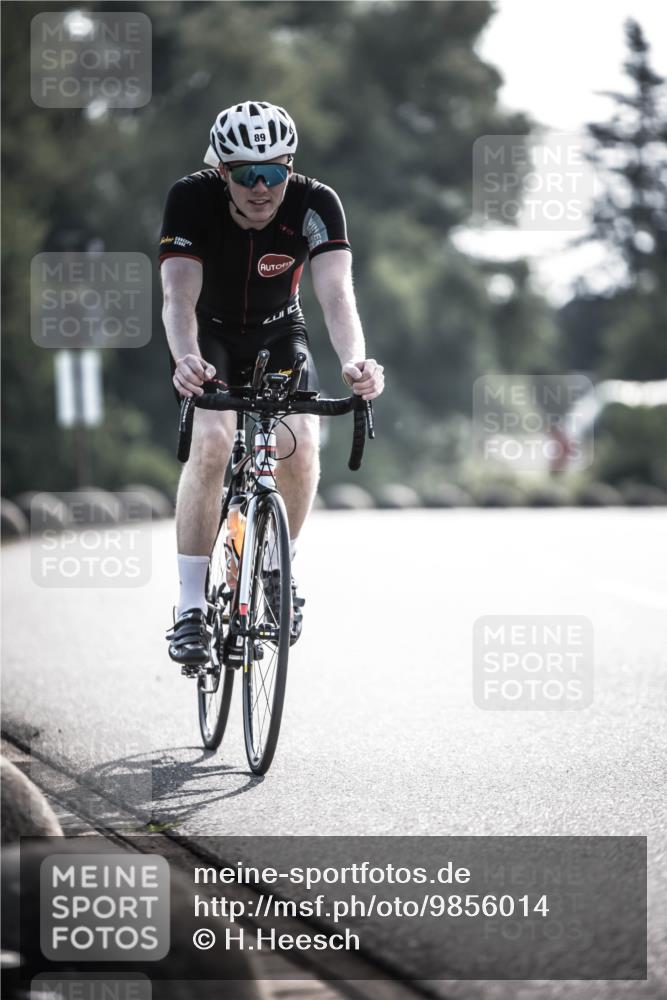21.06.2026 - 29. Vierlanden-Triathlon H.Heesch http://msf.ph/oto/9856014 21.06.2026 08:57:51 Radfahren 89, 119 meine-sportfotos.de