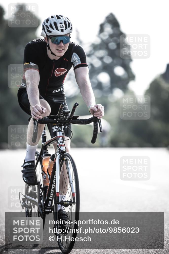 21.06.2026 - 29. Vierlanden-Triathlon H.Heesch http://msf.ph/oto/9856023 21.06.2026 08:57:52 Radfahren 89, 119 meine-sportfotos.de