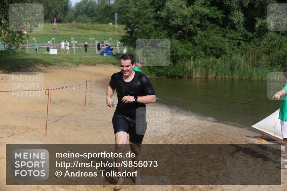 21.06.2026 - 29. Vierlanden-Triathlon Andreas Tolksdorf http://msf.ph/oto/9856073 21.06.2026 08:55:02 Schwimmen 19 meine-sportfotos.de
