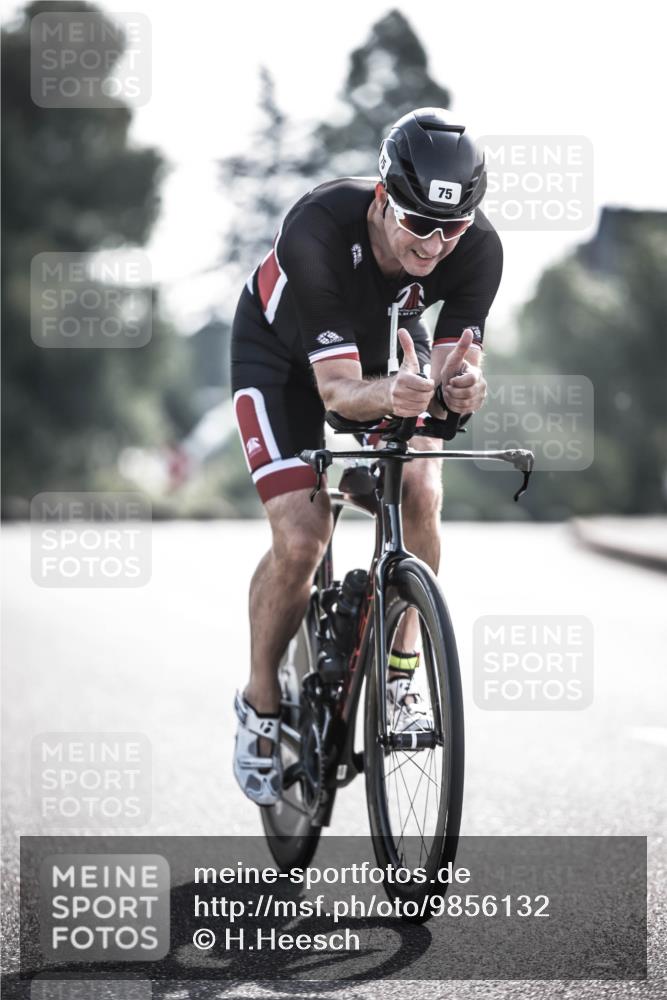 21.06.2026 - 29. Vierlanden-Triathlon H.Heesch http://msf.ph/oto/9856132 21.06.2026 08:58:36 Radfahren 75 meine-sportfotos.de
