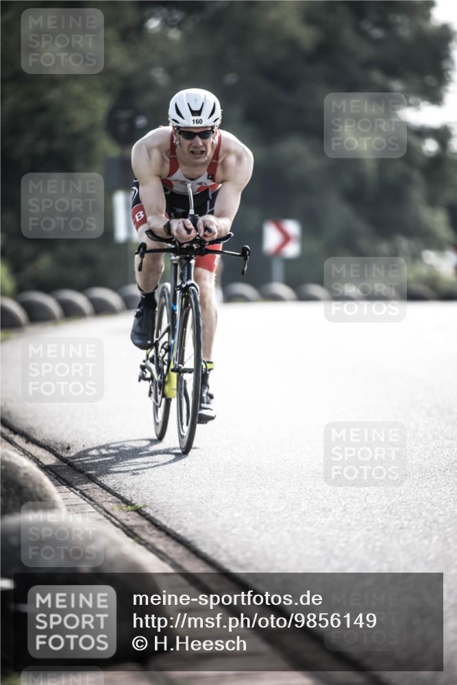 21.06.2026 - 29. Vierlanden-Triathlon H.Heesch http://msf.ph/oto/9856149 21.06.2026 08:58:51 Radfahren 153, 160, 187 meine-sportfotos.de