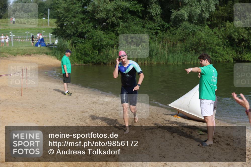 21.06.2026 - 29. Vierlanden-Triathlon Andreas Tolksdorf http://msf.ph/oto/9856172 21.06.2026 08:55:47 Schwimmen 87, 94 meine-sportfotos.de