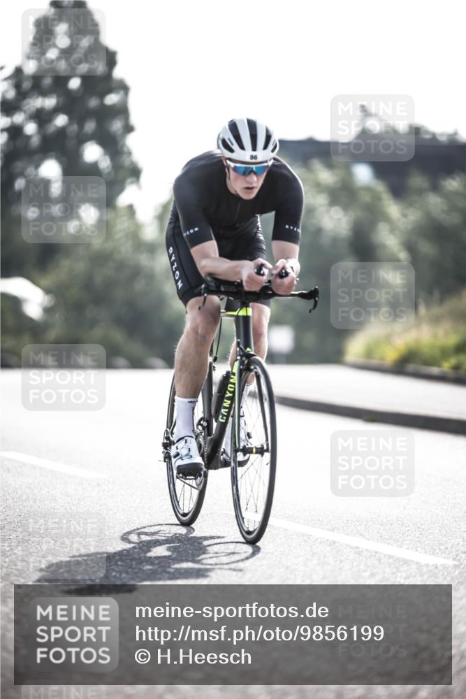 21.06.2026 - 29. Vierlanden-Triathlon H.Heesch http://msf.ph/oto/9856199 21.06.2026 08:59:03 Radfahren 83, 86, 130 meine-sportfotos.de