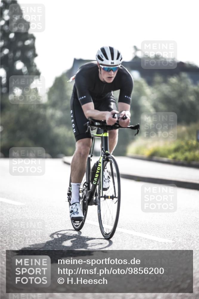 21.06.2026 - 29. Vierlanden-Triathlon H.Heesch http://msf.ph/oto/9856200 21.06.2026 08:59:03 Radfahren 83, 86, 130 meine-sportfotos.de