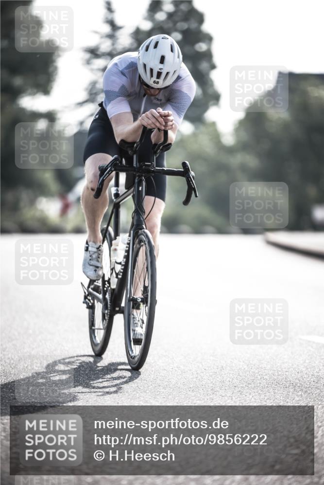 21.06.2026 - 29. Vierlanden-Triathlon H.Heesch http://msf.ph/oto/9856222 21.06.2026 08:59:17 Radfahren 68, 199 meine-sportfotos.de