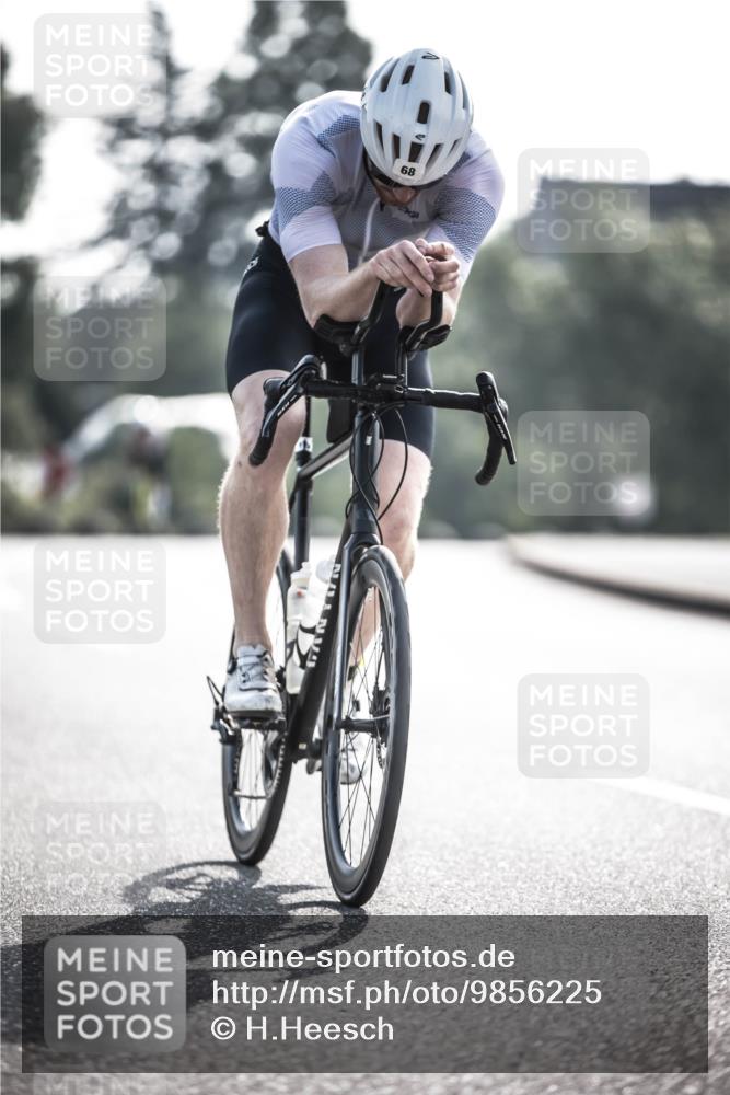 21.06.2026 - 29. Vierlanden-Triathlon H.Heesch http://msf.ph/oto/9856225 21.06.2026 08:59:17 Radfahren 68, 199 meine-sportfotos.de