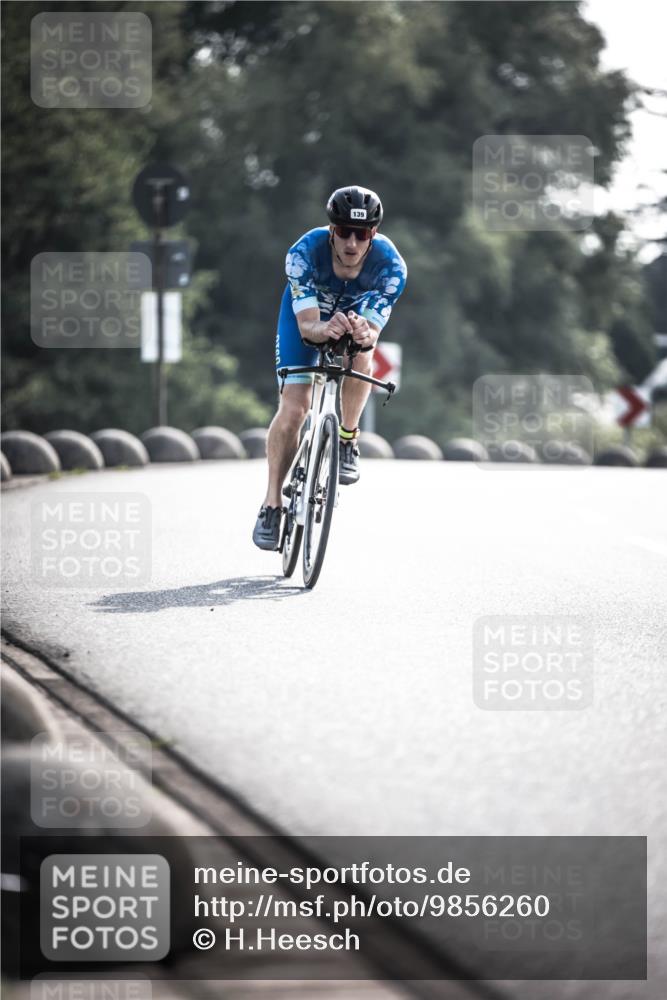 21.06.2026 - 29. Vierlanden-Triathlon H.Heesch http://msf.ph/oto/9856260 21.06.2026 08:59:28 Radfahren 139 meine-sportfotos.de