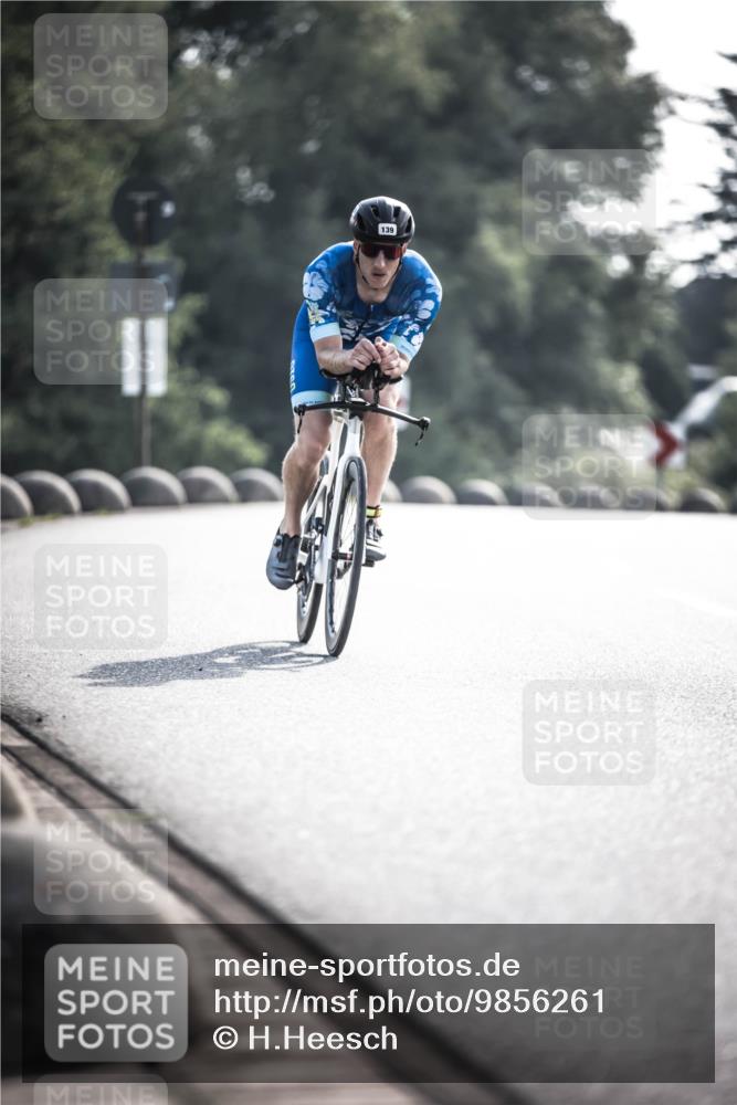 21.06.2026 - 29. Vierlanden-Triathlon H.Heesch http://msf.ph/oto/9856261 21.06.2026 08:59:29 Radfahren 139 meine-sportfotos.de