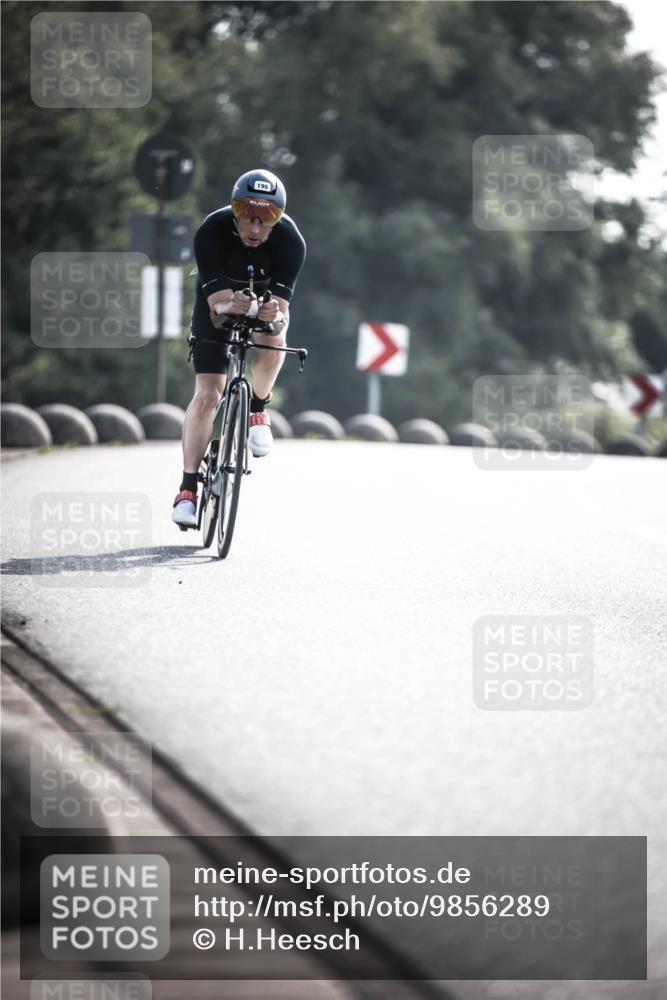 21.06.2026 - 29. Vierlanden-Triathlon H.Heesch http://msf.ph/oto/9856289 21.06.2026 08:59:37 Radfahren 198 meine-sportfotos.de