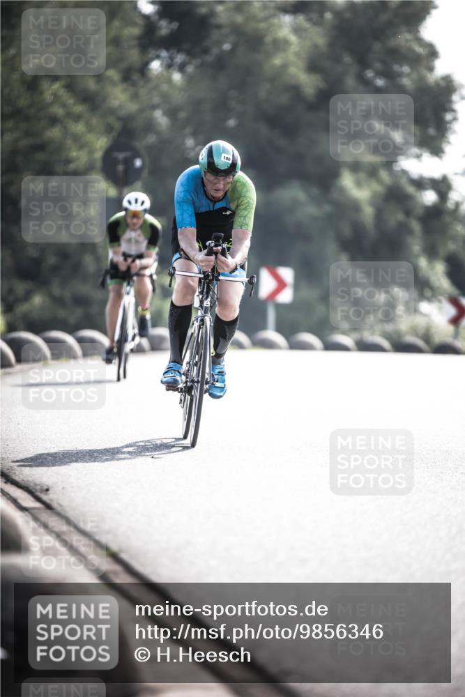 21.06.2026 - 29. Vierlanden-Triathlon H.Heesch http://msf.ph/oto/9856346 21.06.2026 09:00:17 Radfahren 163, 179, 180 meine-sportfotos.de