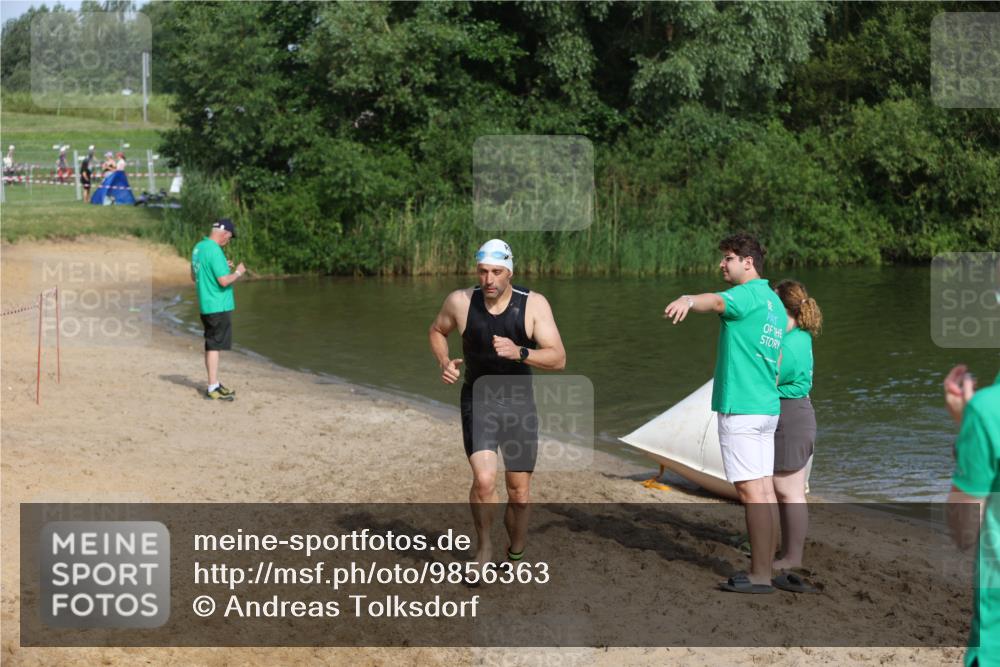 21.06.2026 - 29. Vierlanden-Triathlon Andreas Tolksdorf http://msf.ph/oto/9856363 21.06.2026 08:56:36 Schwimmen 123 meine-sportfotos.de