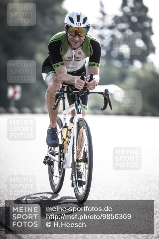 21.06.2026 - 29. Vierlanden-Triathlon H.Heesch http://msf.ph/oto/9856369 21.06.2026 09:00:20 Radfahren 163, 179, 180 meine-sportfotos.de