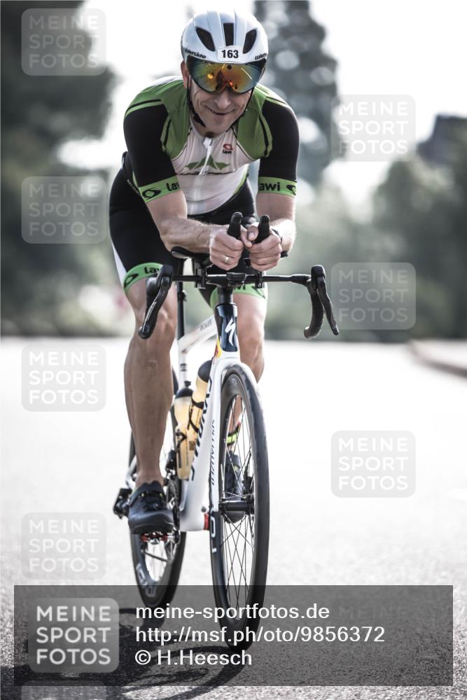 21.06.2026 - 29. Vierlanden-Triathlon H.Heesch http://msf.ph/oto/9856372 21.06.2026 09:00:20 Radfahren 163, 179, 180 meine-sportfotos.de