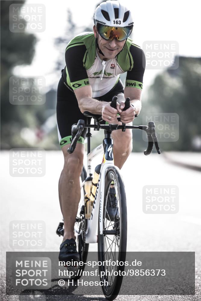 21.06.2026 - 29. Vierlanden-Triathlon H.Heesch http://msf.ph/oto/9856373 21.06.2026 09:00:20 Radfahren 163, 179, 180 meine-sportfotos.de