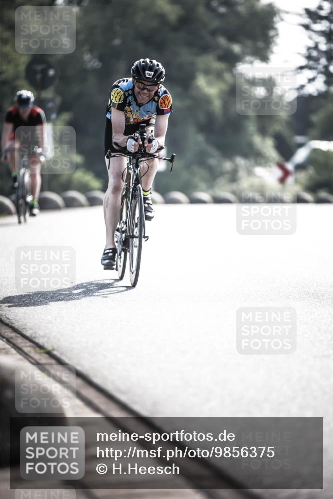 21.06.2026 - 29. Vierlanden-Triathlon H.Heesch http://msf.ph/oto/9856375 21.06.2026 09:00:35 Radfahren 48, 156 meine-sportfotos.de