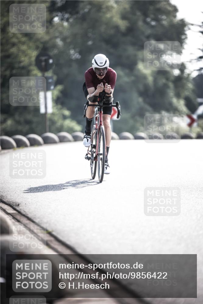 21.06.2026 - 29. Vierlanden-Triathlon H.Heesch http://msf.ph/oto/9856422 21.06.2026 09:00:48 Radfahren 157 meine-sportfotos.de