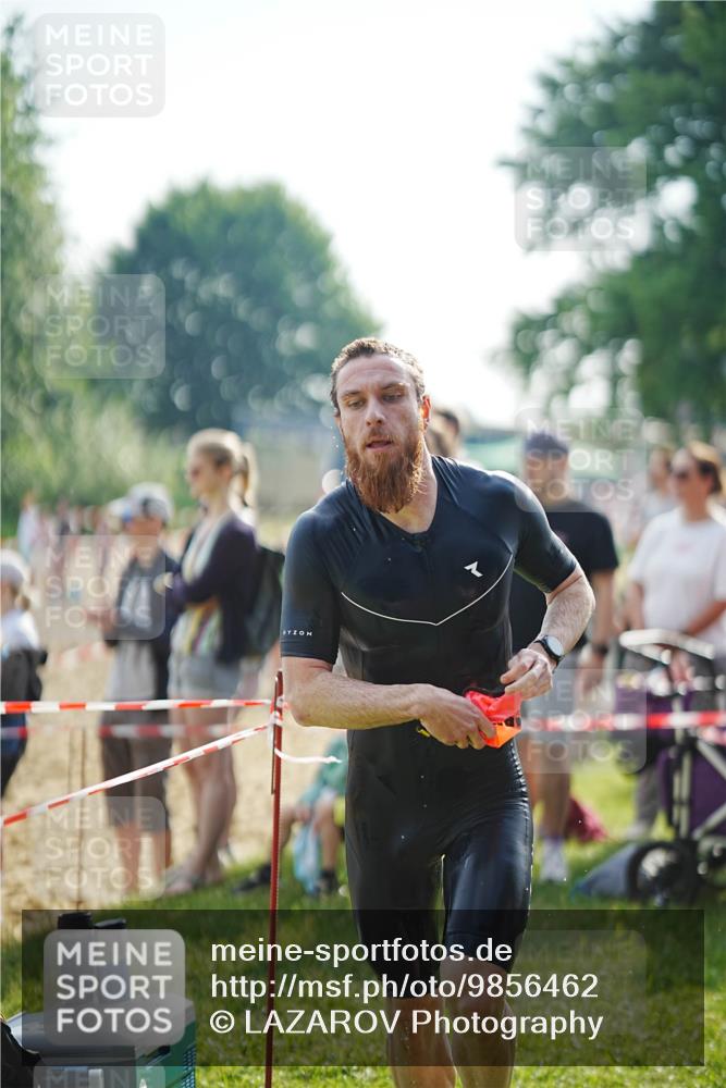 21.06.2026 - 29. Vierlanden-Triathlon LAZAROV Photography http://msf.ph/oto/9856462 21.06.2026 08:33:41 Schwimmen 9, 111 meine-sportfotos.de