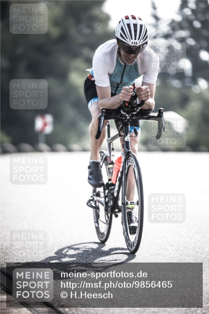 21.06.2026 - 29. Vierlanden-Triathlon H.Heesch http://msf.ph/oto/9856465 21.06.2026 09:00:57 Radfahren 115 meine-sportfotos.de