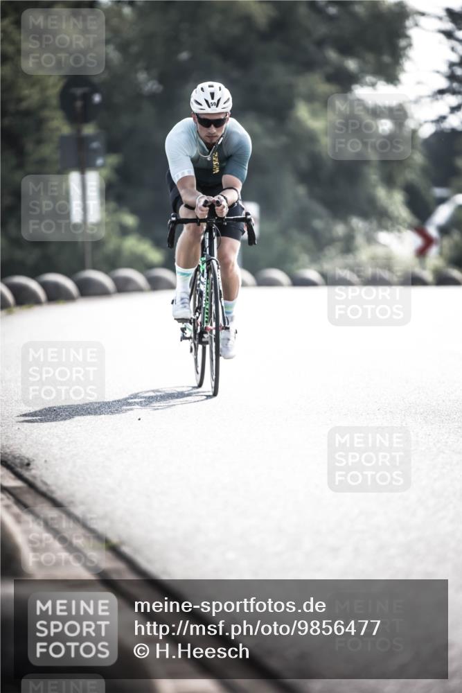 21.06.2026 - 29. Vierlanden-Triathlon H.Heesch http://msf.ph/oto/9856477 21.06.2026 09:01:10 Radfahren 59 meine-sportfotos.de