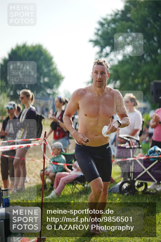 21.06.2026 - 29. Vierlanden-Triathlon LAZAROV Photography http://msf.ph/oto/9856501 21.06.2026 08:36:47 Schwimmen 207, 211 meine-sportfotos.de