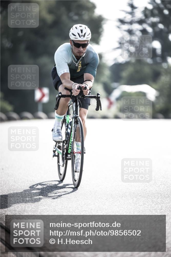 21.06.2026 - 29. Vierlanden-Triathlon H.Heesch http://msf.ph/oto/9856502 21.06.2026 09:01:11 Radfahren 59 meine-sportfotos.de