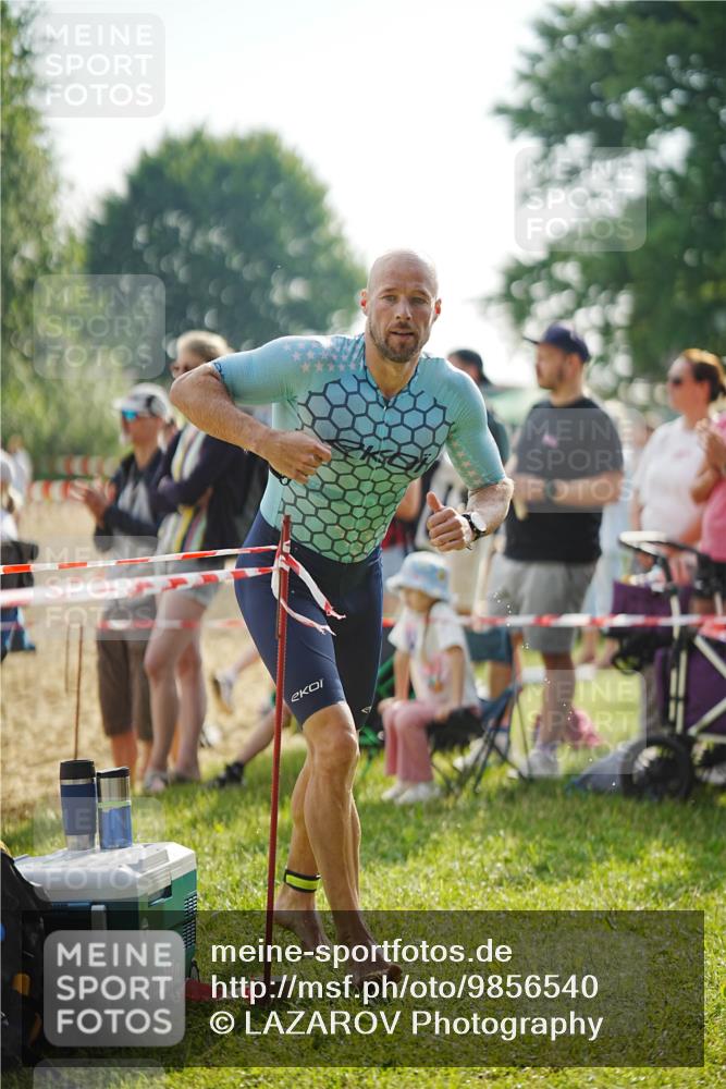 21.06.2026 - 29. Vierlanden-Triathlon LAZAROV Photography http://msf.ph/oto/9856540 21.06.2026 08:37:29 Schwimmen 46, 107 meine-sportfotos.de