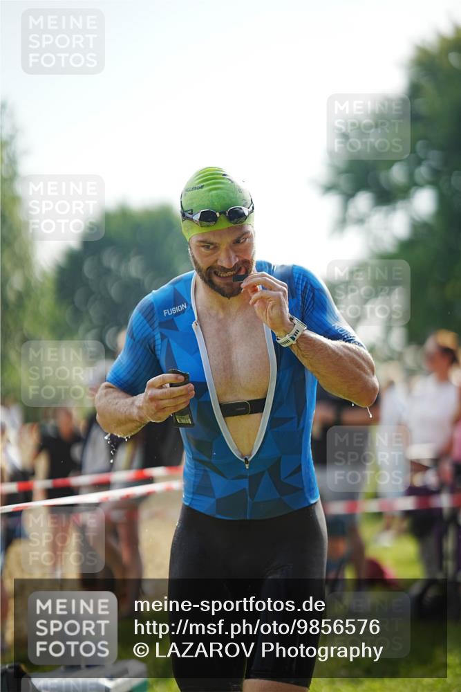 21.06.2026 - 29. Vierlanden-Triathlon LAZAROV Photography http://msf.ph/oto/9856576 21.06.2026 08:37:46 Schwimmen 36 meine-sportfotos.de