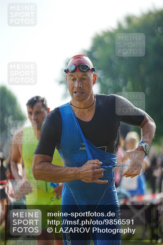 21.06.2026 - 29. Vierlanden-Triathlon LAZAROV Photography http://msf.ph/oto/9856591 21.06.2026 08:39:26 Schwimmen 32, 155, 166, 212 meine-sportfotos.de