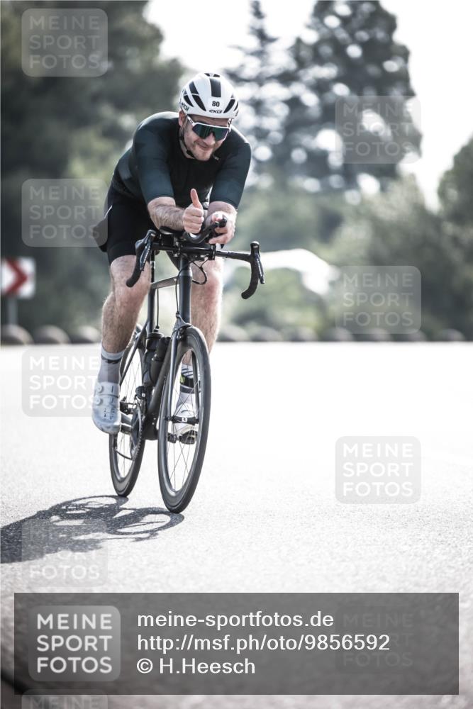 21.06.2026 - 29. Vierlanden-Triathlon H.Heesch http://msf.ph/oto/9856592 21.06.2026 09:01:29 Radfahren 80, 101 meine-sportfotos.de
