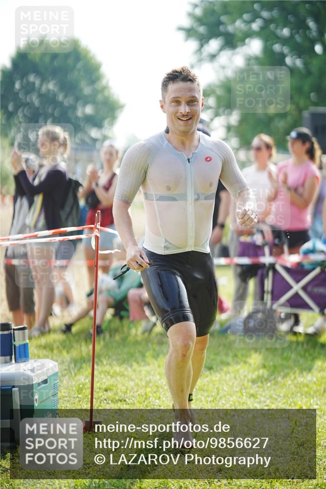21.06.2026 - 29. Vierlanden-Triathlon LAZAROV Photography http://msf.ph/oto/9856627 21.06.2026 08:39:51 Schwimmen 72, 106 meine-sportfotos.de