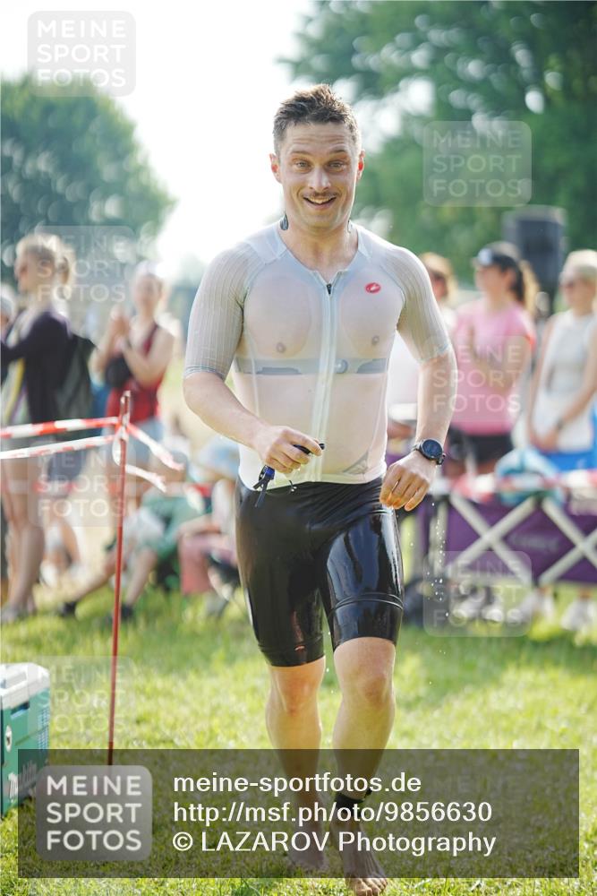 21.06.2026 - 29. Vierlanden-Triathlon LAZAROV Photography http://msf.ph/oto/9856630 21.06.2026 08:39:51 Schwimmen 72, 106 meine-sportfotos.de