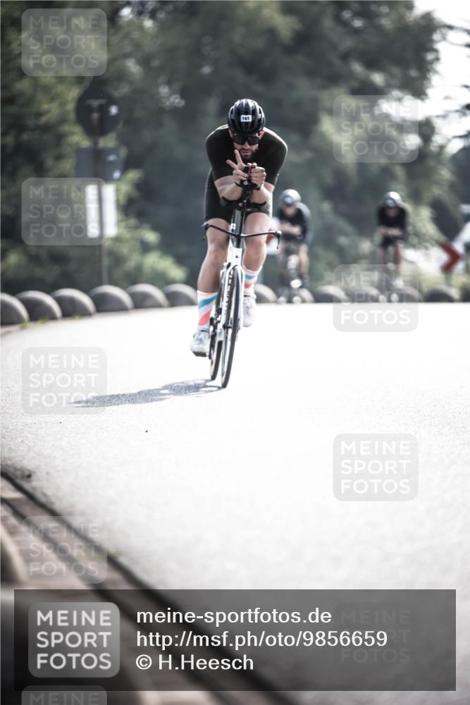 21.06.2026 - 29. Vierlanden-Triathlon H.Heesch http://msf.ph/oto/9856659 21.06.2026 09:01:38 Radfahren 5, 100, 161 meine-sportfotos.de