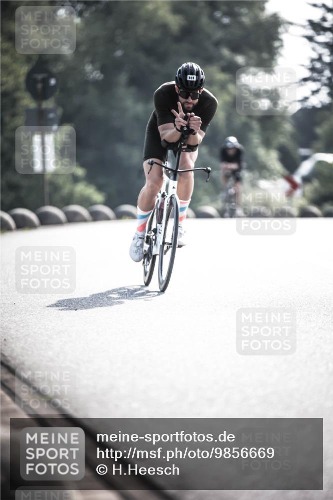 21.06.2026 - 29. Vierlanden-Triathlon H.Heesch http://msf.ph/oto/9856669 21.06.2026 09:01:38 Radfahren 5, 100, 161 meine-sportfotos.de
