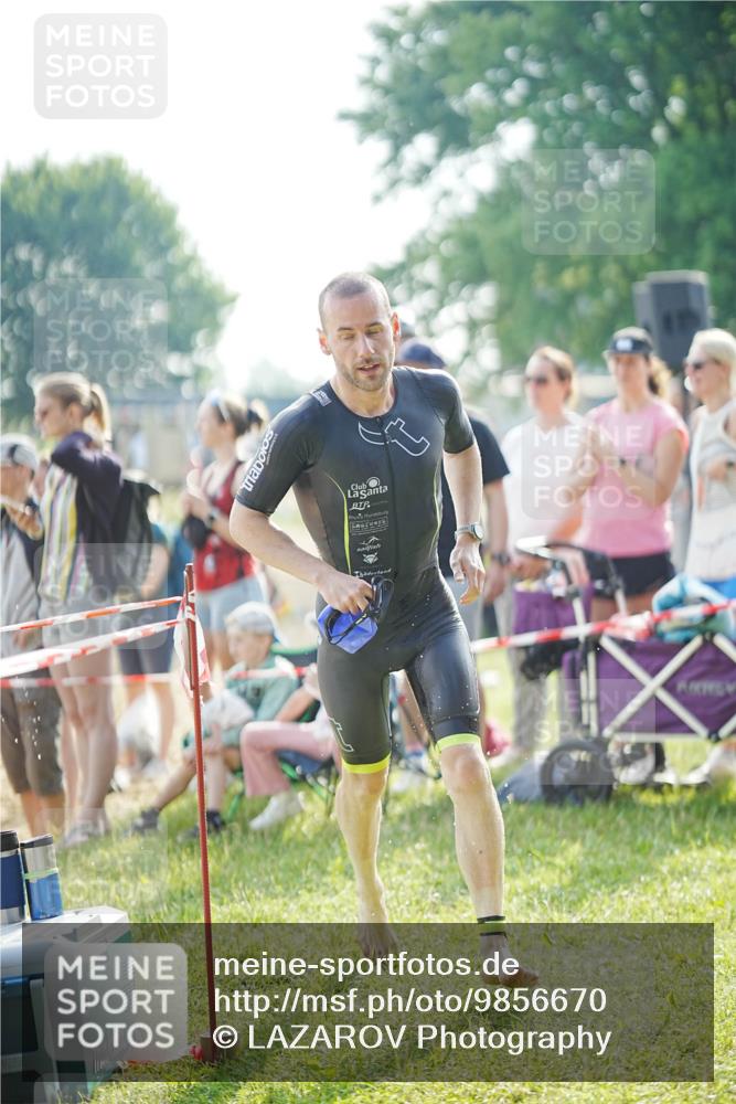 21.06.2026 - 29. Vierlanden-Triathlon LAZAROV Photography http://msf.ph/oto/9856670 21.06.2026 08:40:13 Schwimmen 7, 21, 55, 78, 109 meine-sportfotos.de