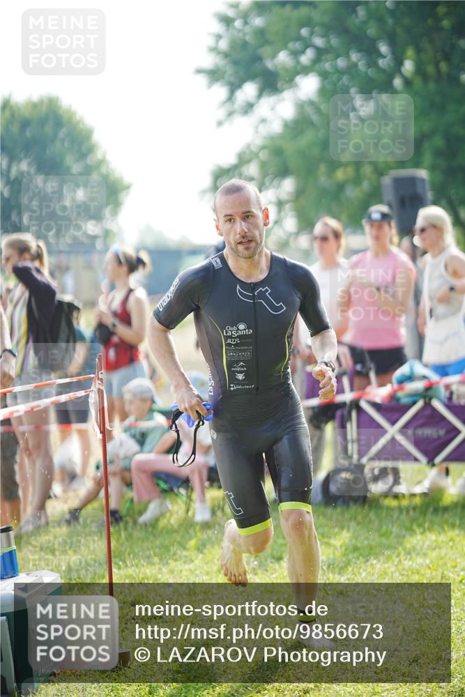 21.06.2026 - 29. Vierlanden-Triathlon LAZAROV Photography http://msf.ph/oto/9856673 21.06.2026 08:40:14 Schwimmen 7, 21, 55, 78, 109 meine-sportfotos.de