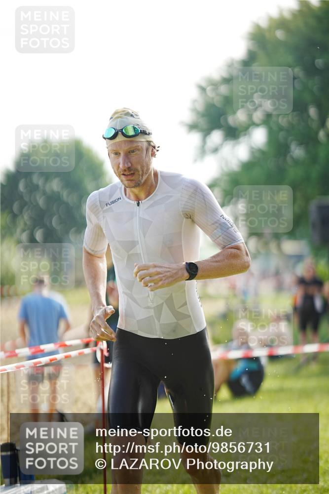21.06.2026 - 29. Vierlanden-Triathlon LAZAROV Photography http://msf.ph/oto/9856731 21.06.2026 08:49:39 Schwimmen 187 meine-sportfotos.de
