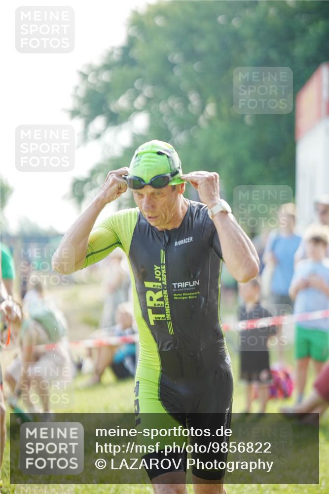 21.06.2026 - 29. Vierlanden-Triathlon LAZAROV Photography http://msf.ph/oto/9856822 21.06.2026 08:50:56 Schwimmen 163, 179, 1353 meine-sportfotos.de