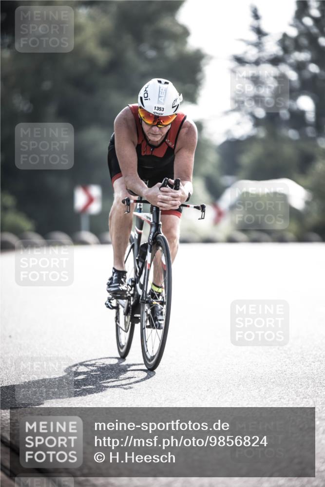 21.06.2026 - 29. Vierlanden-Triathlon H.Heesch http://msf.ph/oto/9856824 21.06.2026 09:02:05 Radfahren 204, 1353 meine-sportfotos.de