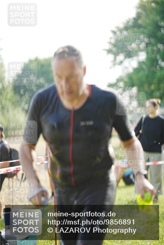 21.06.2026 - 29. Vierlanden-Triathlon LAZAROV Photography http://msf.ph/oto/9856891 21.06.2026 08:52:15 Schwimmen 5 meine-sportfotos.de