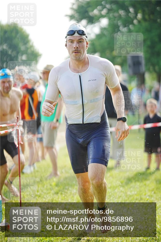 21.06.2026 - 29. Vierlanden-Triathlon LAZAROV Photography http://msf.ph/oto/9856896 21.06.2026 08:52:19 Schwimmen 5, 58, 171 meine-sportfotos.de