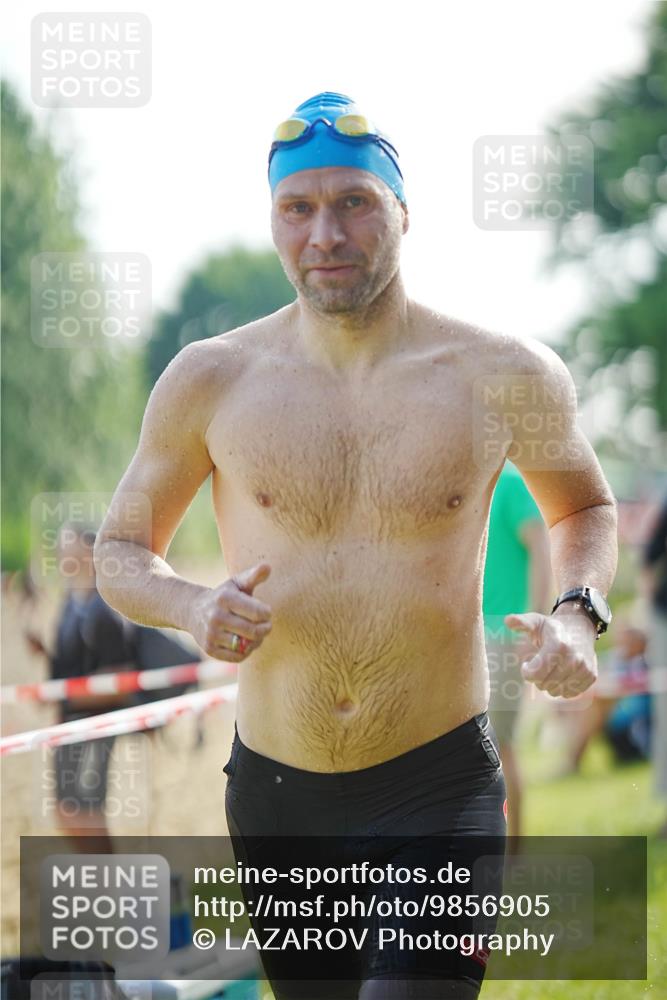 21.06.2026 - 29. Vierlanden-Triathlon LAZAROV Photography http://msf.ph/oto/9856905 21.06.2026 08:52:21 Schwimmen 5, 58, 171 meine-sportfotos.de
