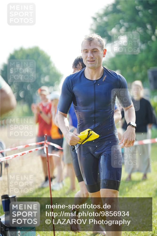 21.06.2026 - 29. Vierlanden-Triathlon LAZAROV Photography http://msf.ph/oto/9856934 21.06.2026 08:52:51 Schwimmen 22, 98, 167, 195 meine-sportfotos.de