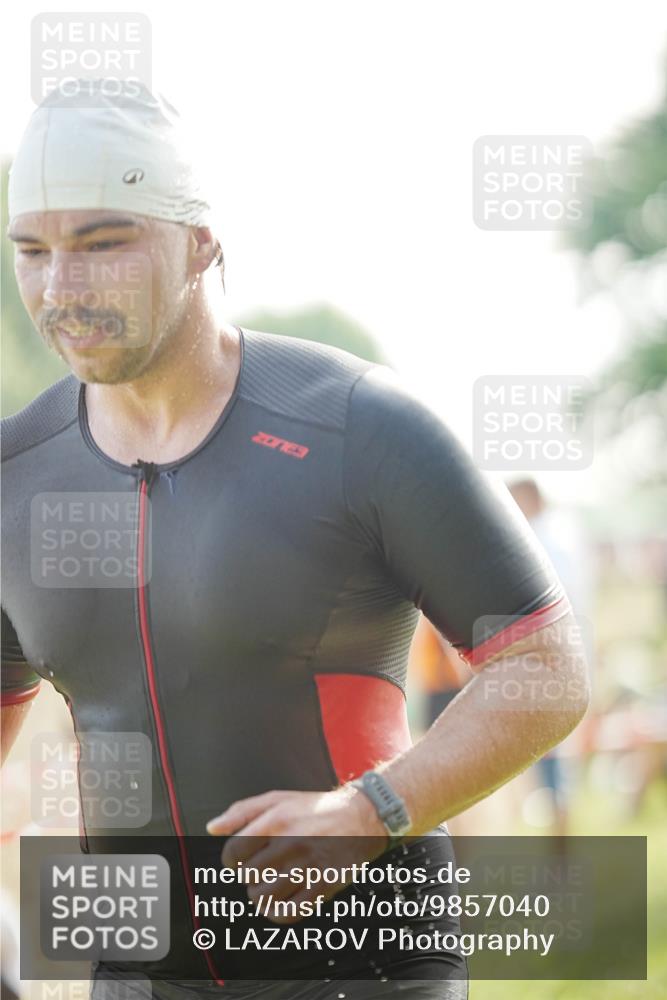 21.06.2026 - 29. Vierlanden-Triathlon LAZAROV Photography http://msf.ph/oto/9857040 21.06.2026 08:54:27 Schwimmen 93 meine-sportfotos.de