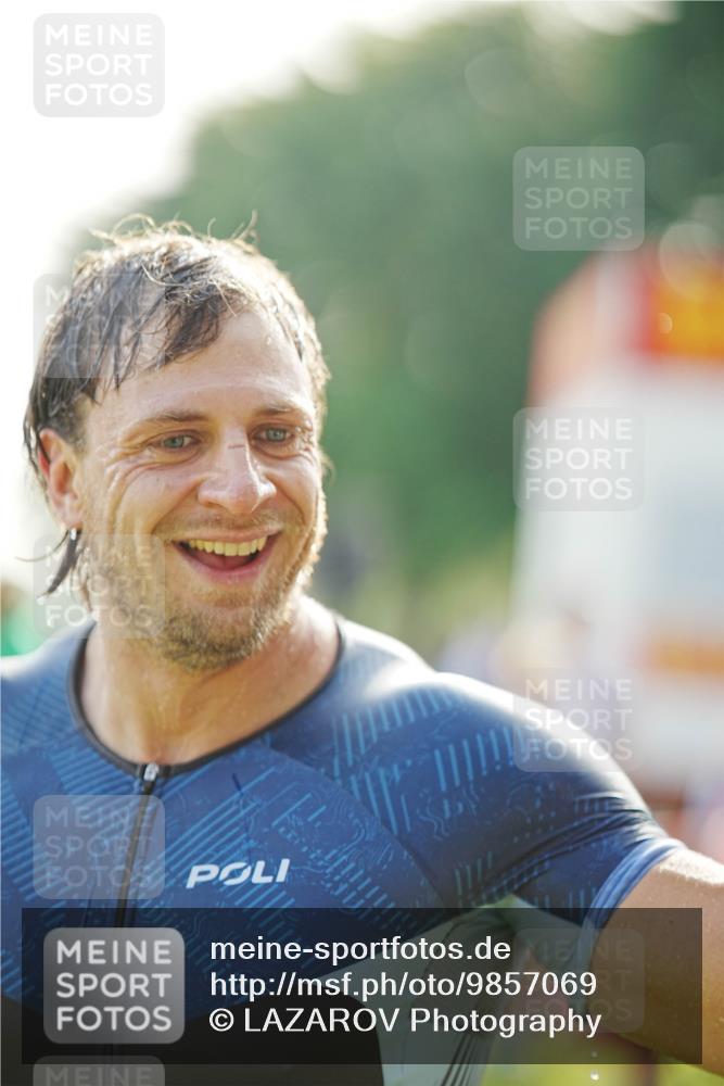 21.06.2026 - 29. Vierlanden-Triathlon LAZAROV Photography http://msf.ph/oto/9857069 21.06.2026 08:55:41 Schwimmen 113 meine-sportfotos.de