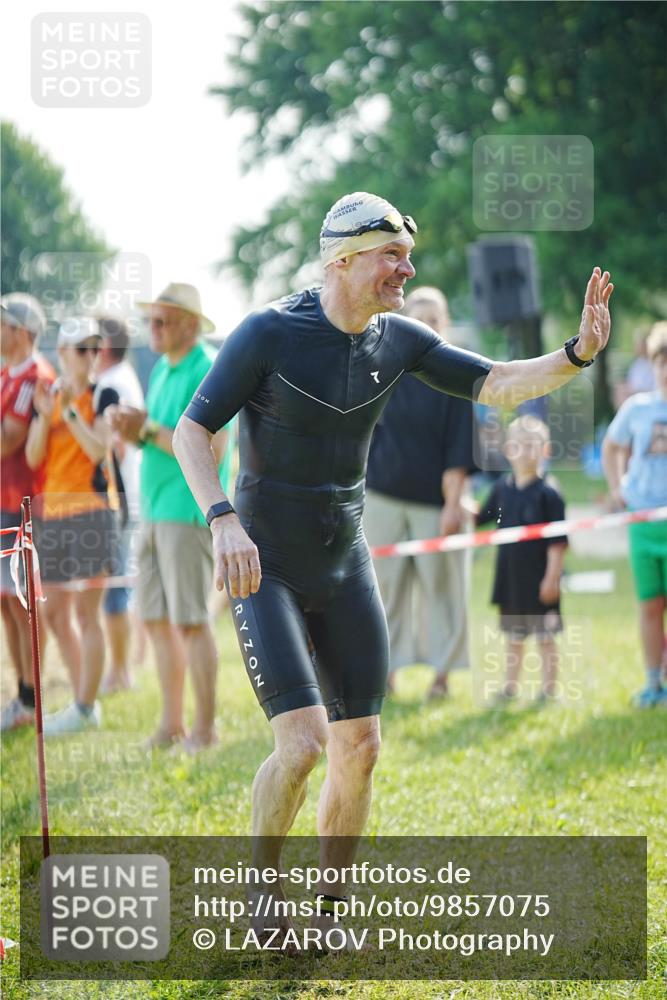 21.06.2026 - 29. Vierlanden-Triathlon LAZAROV Photography http://msf.ph/oto/9857075 21.06.2026 08:56:09 Schwimmen 87, 138 meine-sportfotos.de