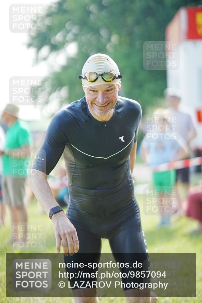 21.06.2026 - 29. Vierlanden-Triathlon LAZAROV Photography http://msf.ph/oto/9857094 21.06.2026 08:56:11 Schwimmen 138 meine-sportfotos.de